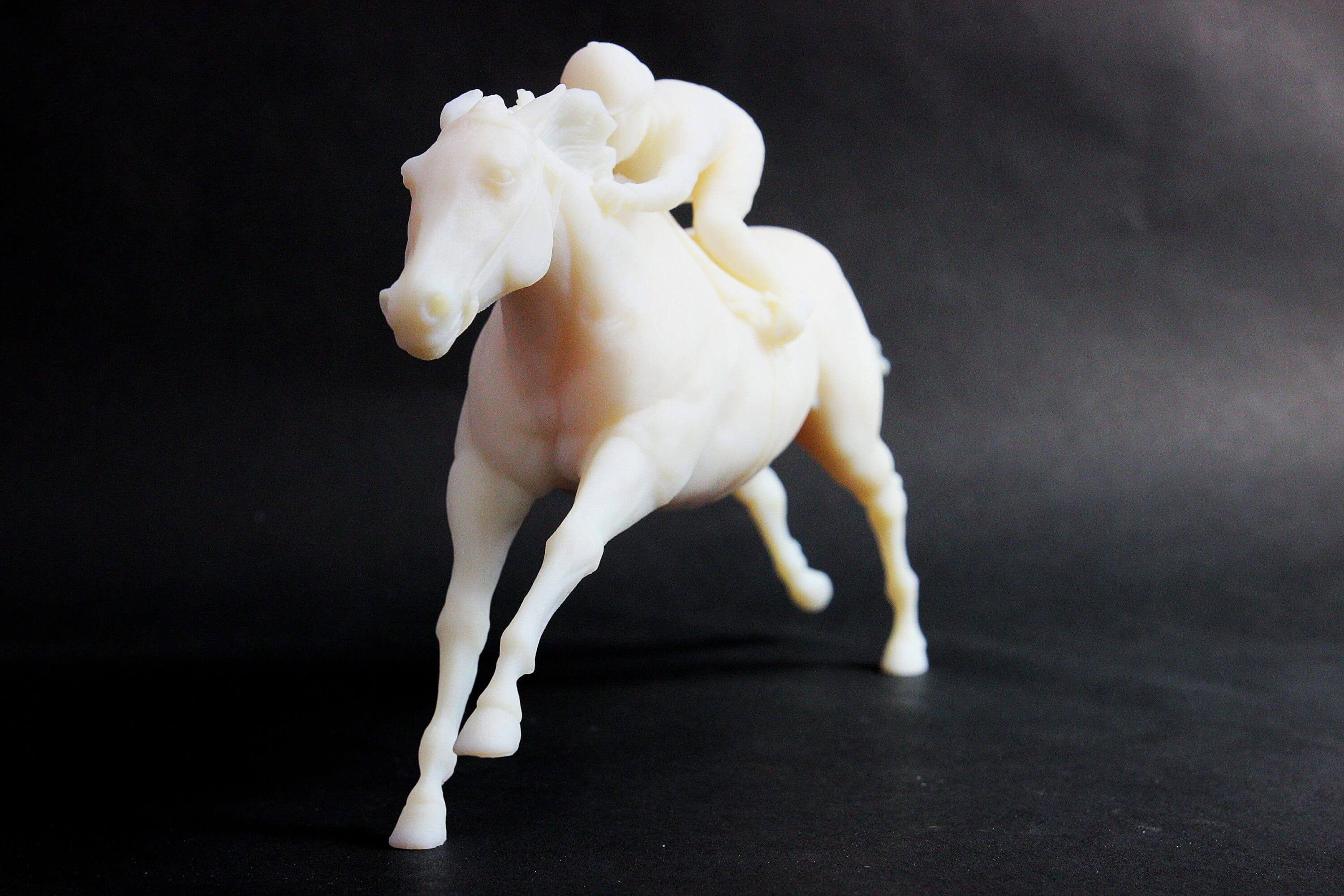 triple-crown-trophy-full-side2-closeup-horsefull
